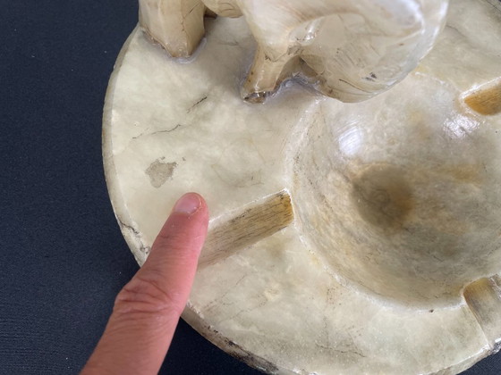 Image 1 of Posacenere Elefante in alabastro intagliato a mano Albasten Olifantenasbak