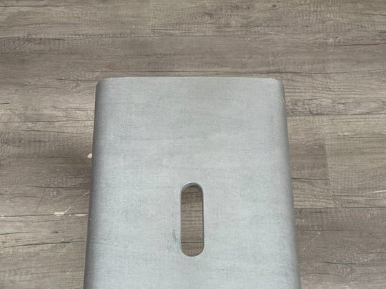 Blå Station Bimbo Stool – Grey Wood | Osko + Deichmann (photo 3 of 5)