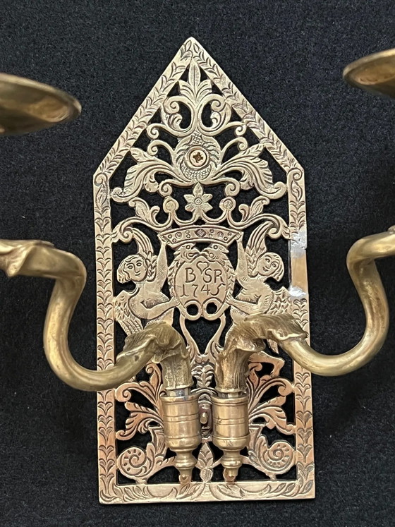 Chandeliers muraux datés de 1745 – Bougeoirs et chandeliers, Bronze (photo 4 of 7)