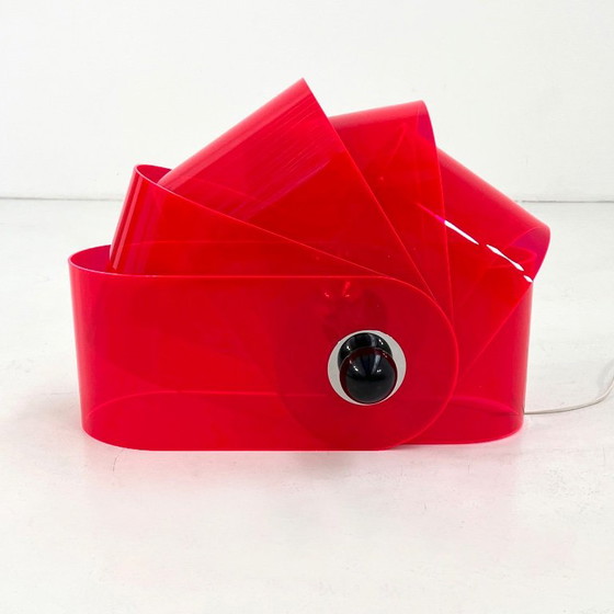 Lampada Gherpe rosa di Superstudio per Design Centre Poltronova, 1968 – Lampade da tavolo, Plastica (photo 2 of 10)
