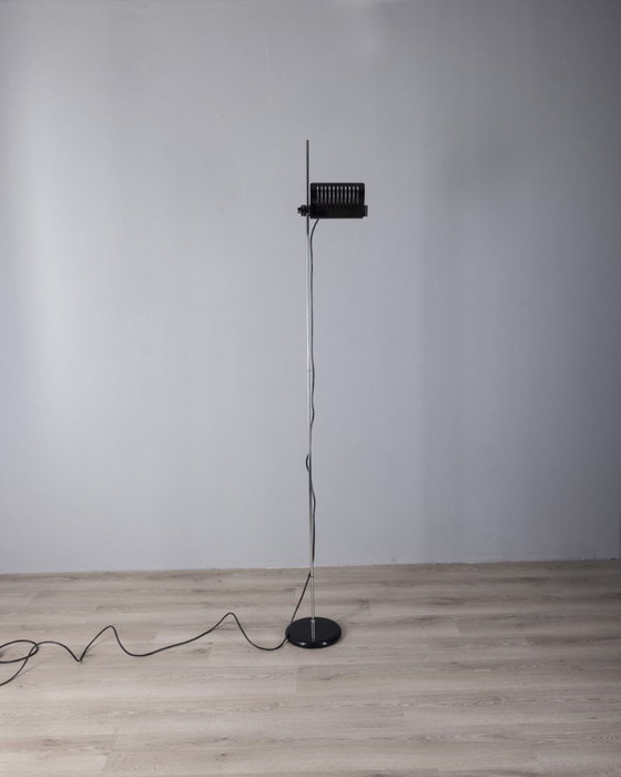 Image 1 of Vintage 1970s floor lamp mod "Colombo 626" design Joe Colombo for Oluce