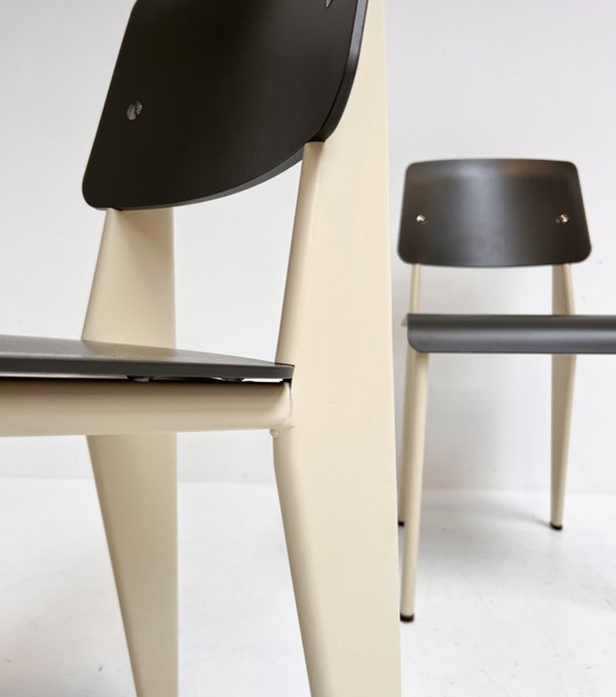 Image 1 of Sedia Vitra Standard di Jean de Prouvé (per pezzo), 2019