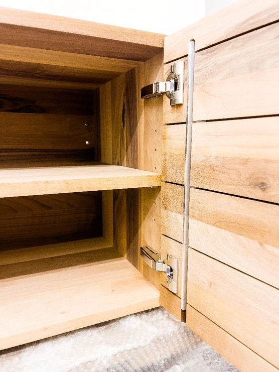 Image 1 of e15 credenza noce, Shahnaz/Mahnaz