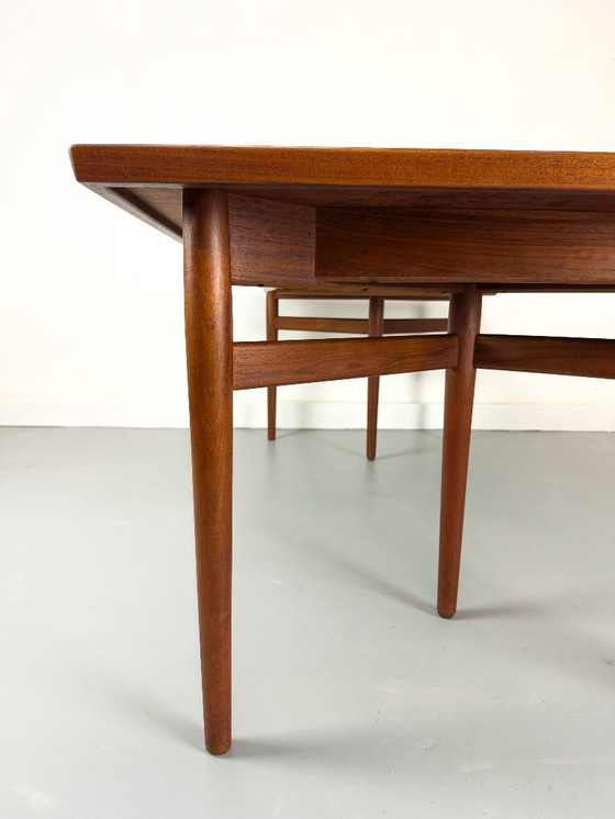 Image 1 of Model 201 Teakhouten eettafel van Arne Vodder voor Sibast, jaren 60