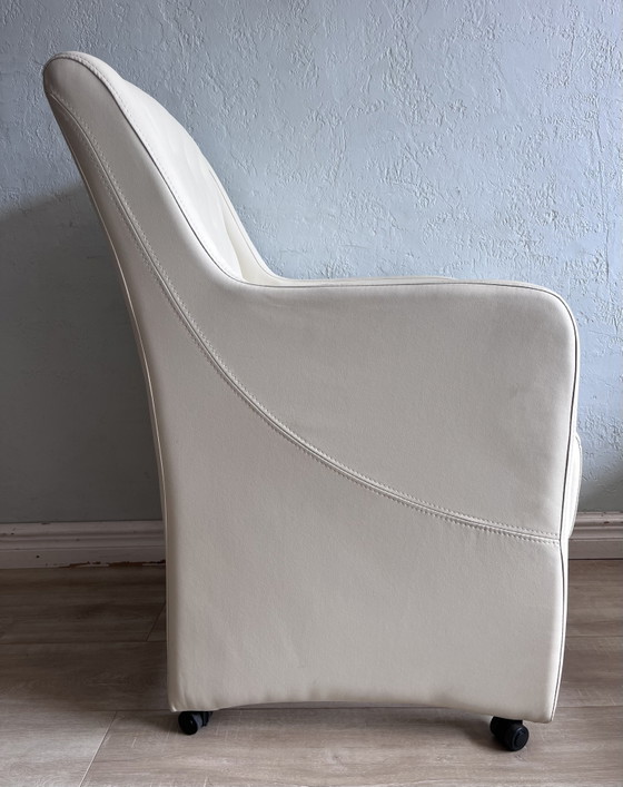 Deux chaises Norwich comme neuves, couleur crème/blanc – Fauteuils, Skai (photo 4 of 6)