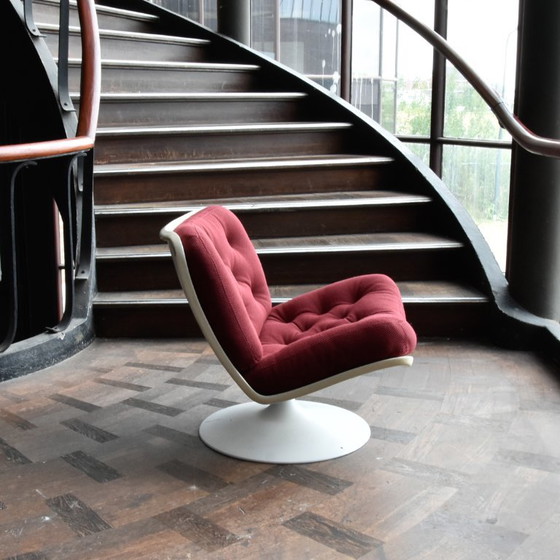 Artifort F975 Armchair, Textile, Red (photo 7 of 9)