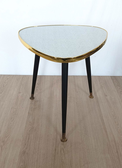 Grote vijftiger jaren bijzettafel