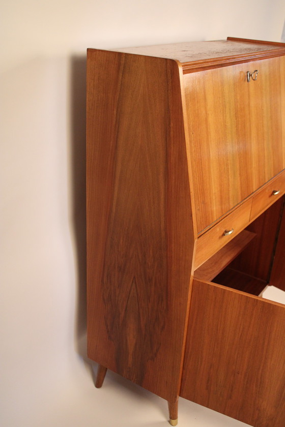 Image 1 of Stijlvolle mid-century vintage secretaire uit de jaren 60. 