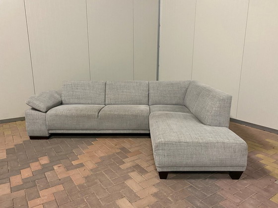 Image 1 of Hermoso sofá esquinero de tela gris