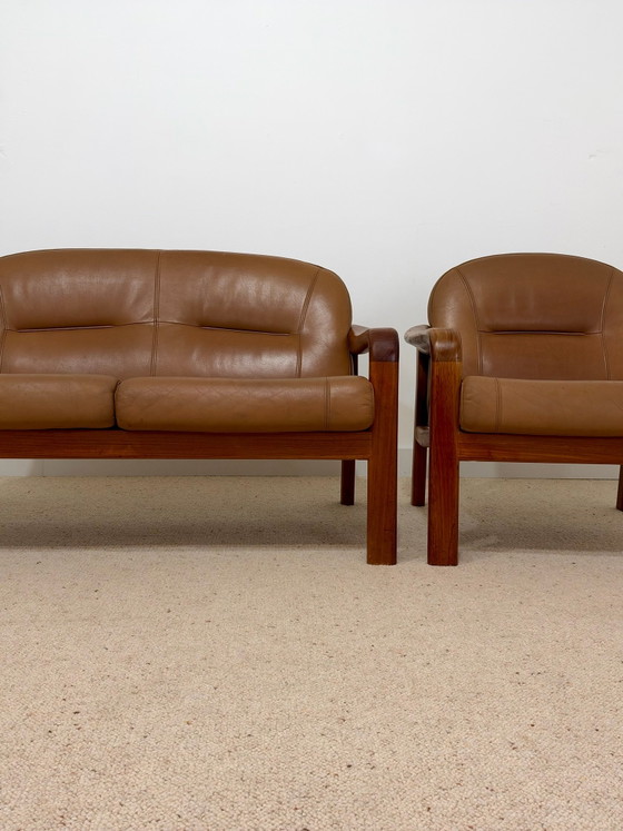 Vintage living room set – 2 seaters & cognac leather armchair (photo 6 of 12)