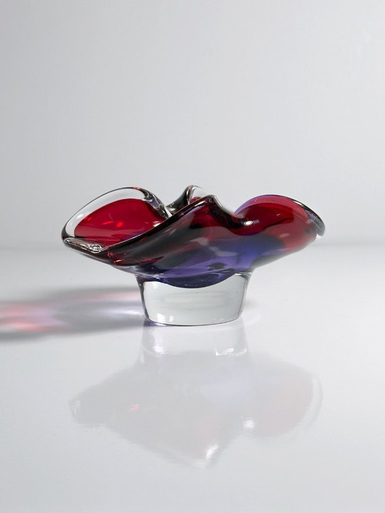 Image 1 of Cendrier vintage / Vide Poche Josef Hospodka - Chřibská Bohème Cranberry Violet Verre Sklo Skrdlovice Bohème Mid Century