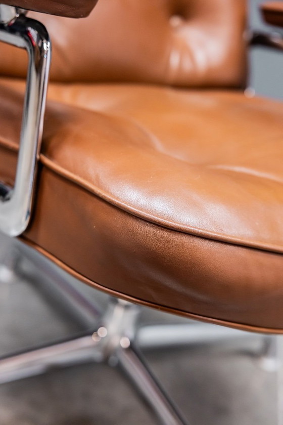 Image 1 of Eames ES108 lobby chair, 80’s