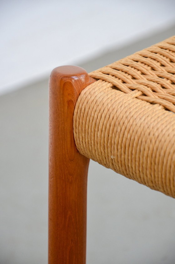 Image 1 of Niels Møller kruk mod. 80A Möller vintage papierkoord teak