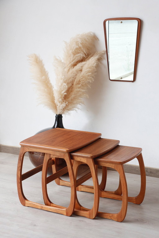 Tables Gigognes Vintage en Teck - Design Années 60 | Meubles Nathan