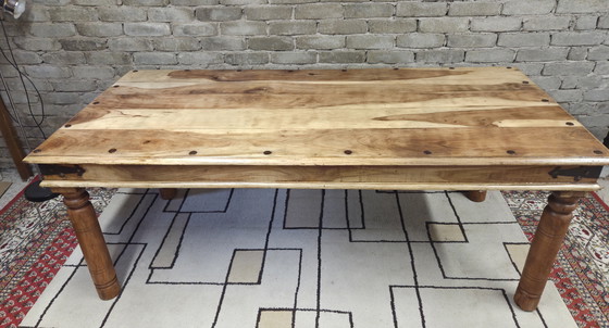 Image 1 of Großer Esstisch aus Massivholz