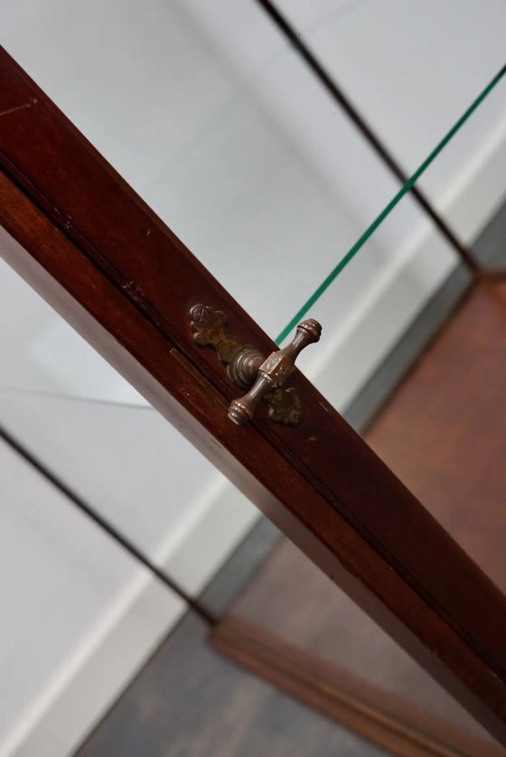 Image 1 of Vitrine de musée/boutique victorienne en acajou, fin du XIXe siècle