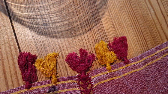 Image 1 of Handgewebte tibetische Tischdecke