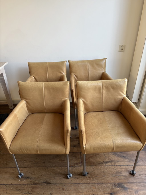 4 eetkamerstoelen Jess Design, modèle Forward