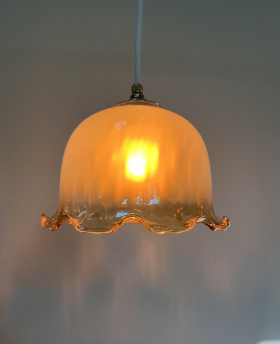 Drie Vintage Glazen Klokvormige Hanglampen – Glass (photo 6 of 8)