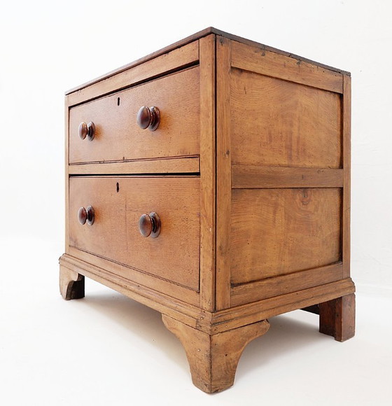 Image 1 of Commode rustique à deux tiroirs et pieds sculptés - 1930s