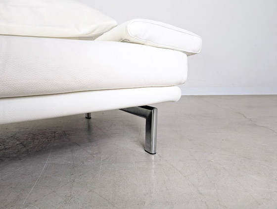 Image 1 of La Nuova Casa Italia de tres plazas Who's Perfect Sofa Couch Galileo