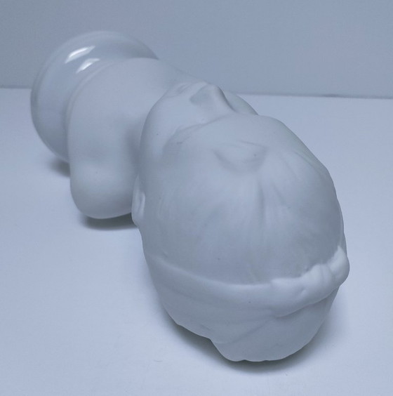 Image 1 of Cabeza de niña de porcelana bisqué de los años 60