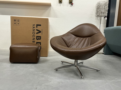 Label Vandenberg Hidde Soft Armchair with gin pouf Bovino dark Brown