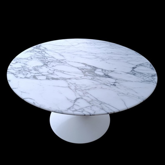 Image 1 of Rare 50cm h  x90cm diameter marmer Eero Saarinen Knoll International Tulip Lounge tafel