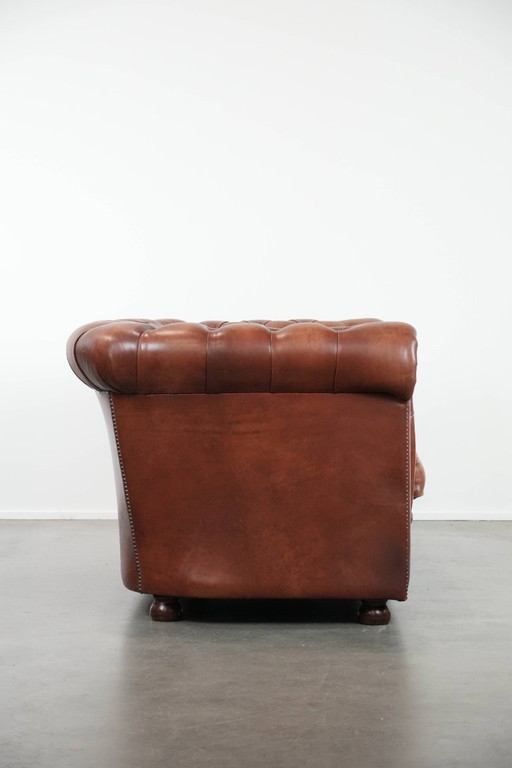 Sofá Chesterfield clásico de piel de vaca marrón de estilo inglés