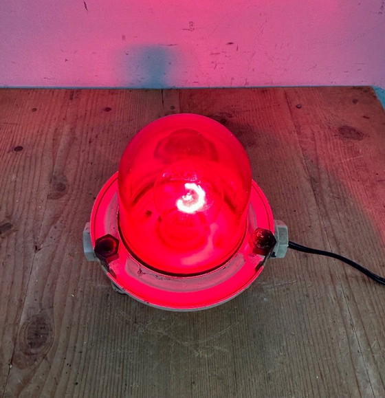 Image 1 of Applique murale ou plafonnier vintage beige en forme de navire soviétique, années 1960