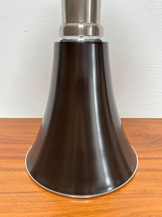 Image 1 of Grote Pipistrello tafellamp uit de jaren 70 van Gae Aulenti voor Martinelli Luce – Verstelbaar designicoon