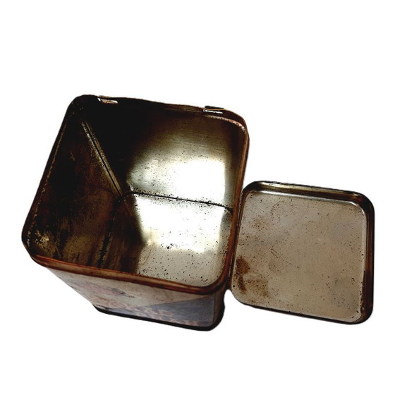 Image 1 of Vintage tin can of cocoa powder with the brand "Kraš"