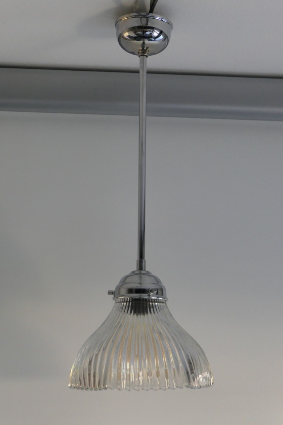 Image 1 of Lampes pendantes en plexiglas transparent strié Holophane