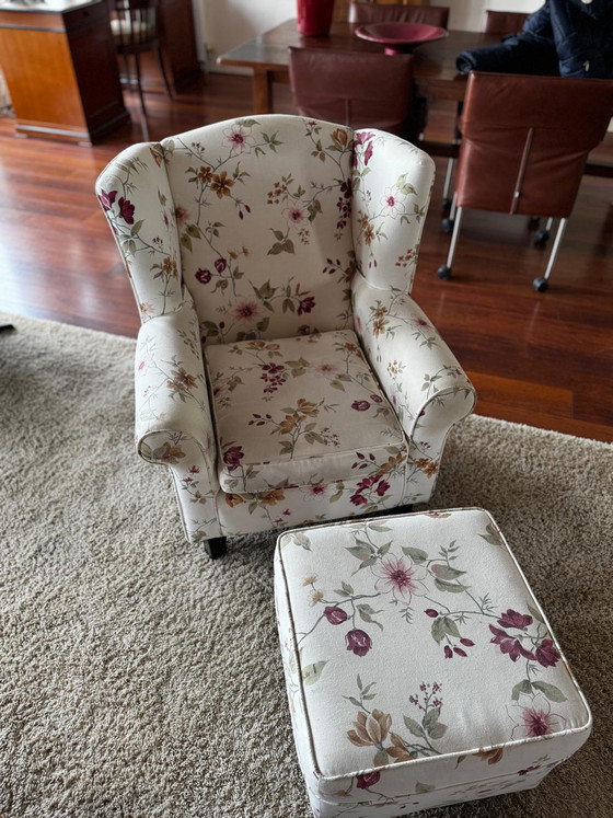 Image 1 of Silla inglesa con otomana