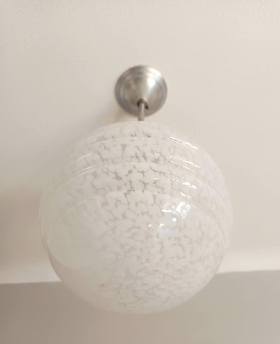 Image 1 of Art deco glazen bol hanger uit Clichy