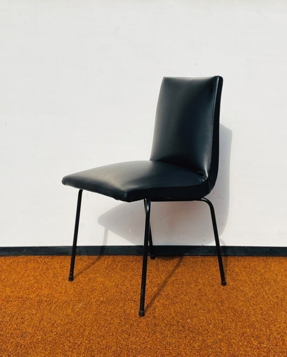 Image 1 of Paire de chaises Robert de Pierre Guariche pour Meurop. Vintage années 1960