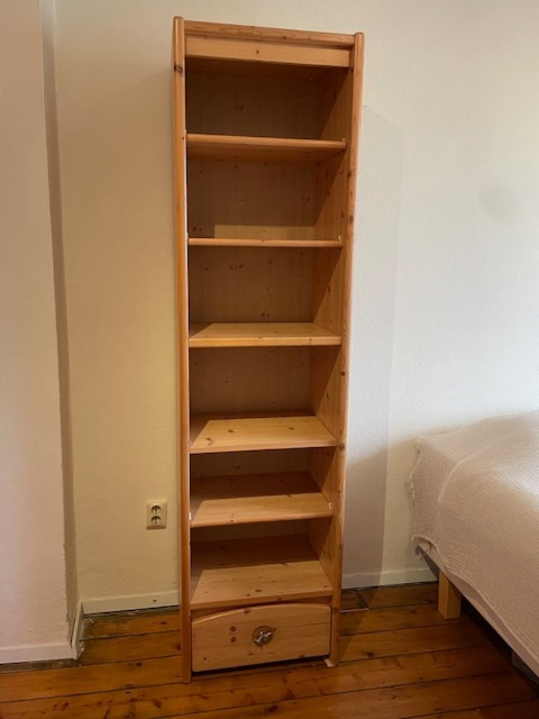 Librería de pino macizo