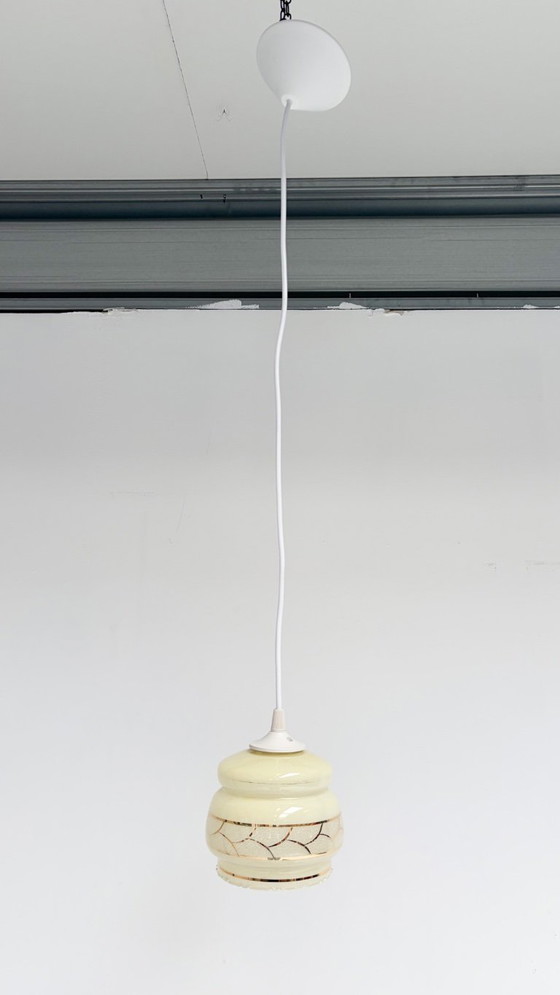 Beige with gold-colored vintage ceiling lamp, 1960s – Pendant lamps, Glass, Plastic (photo 7 of 8)