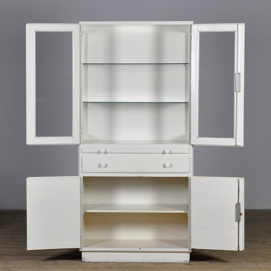Image 1 of Armoire à pharmacie en bois, années 1950