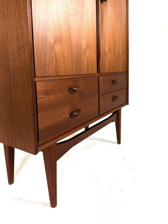Credenza alta vintage danese in teak, anni '60 – Credenze alte, Wood (photo 10 of 11)