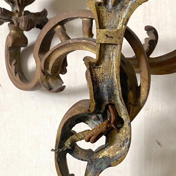 Image 1 of Paar bronzene Wandleuchten im Stil Louis XV