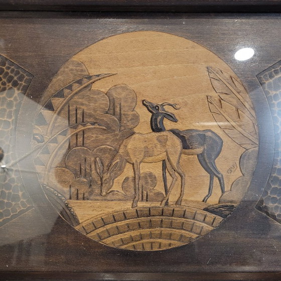 Image 1 of Tablett mit Antilopenschnitzerei, Holz, Art Deco, ps XX - Frankreich