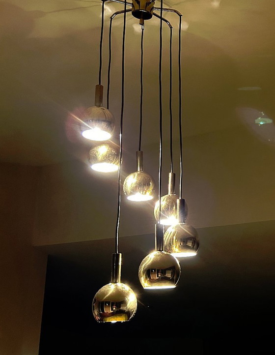 Image 1 of Lampada a sospensione vintage in ottone a cascata in stile spaziale