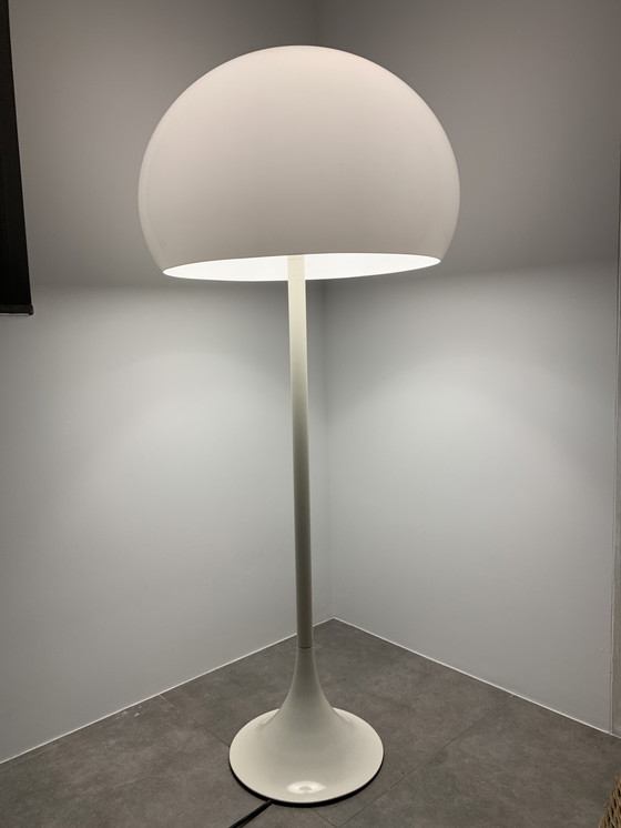 Image 1 of Raak design vloerlamp