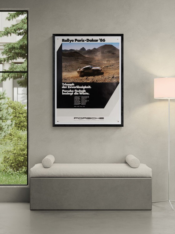 Image 1 of Rallye París-Dakar 1986 – Póster original de Porsche de época – Automovilismo clásico – 102x76cm