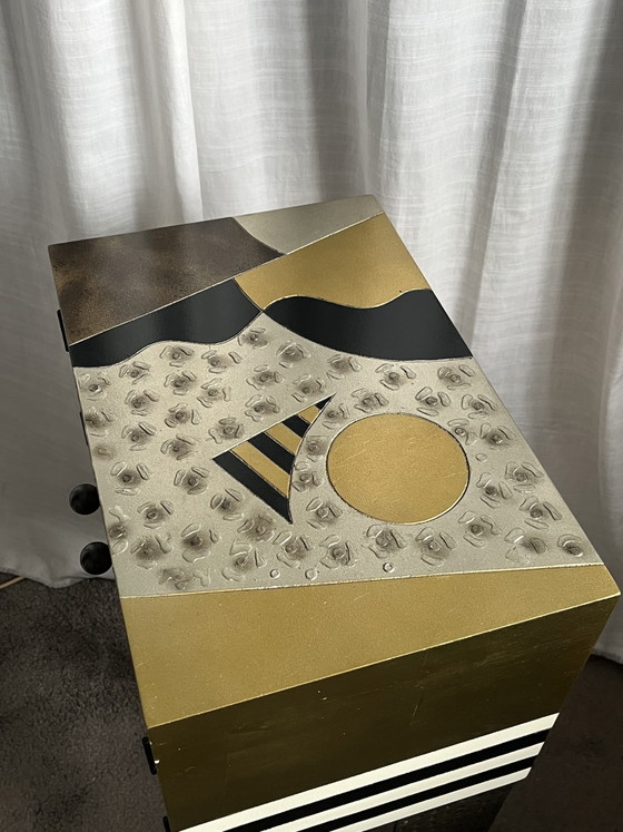 Memphis Stijl Kastje, Lam Lee Group, 1990’s – Kasten, Metal, Wood, Vintage (photo 7 of 13)