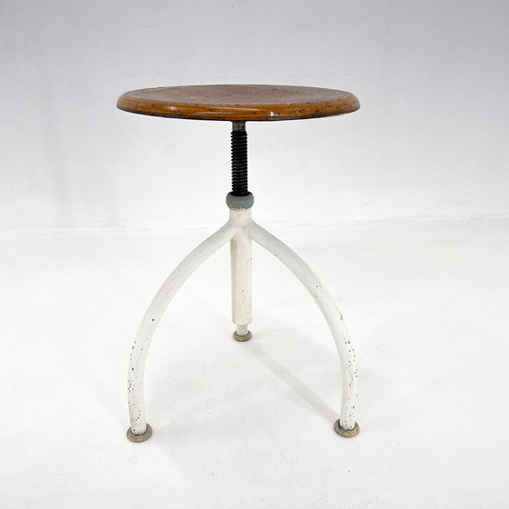 Image 1 of Tabouret tripode réglable industriel vintage, 1950s