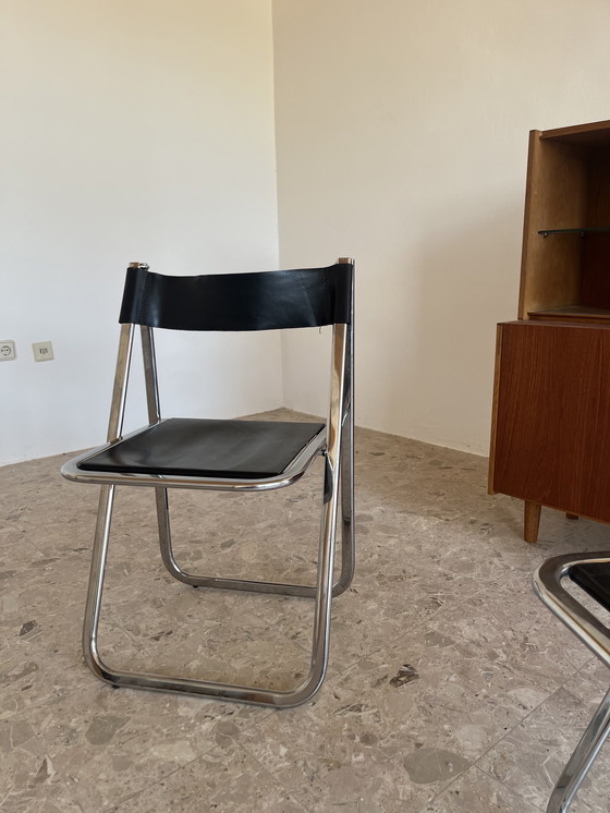 Image 1 of 2 originele "Arrben Tamara jaren 70" klapstoelen van chroomleer, gemaakt in Italië!