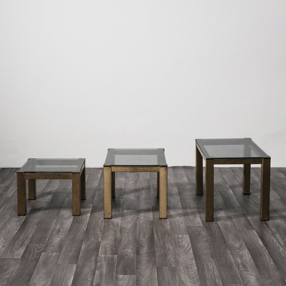 Image 1 of Ensemble de trois tables basses en laiton, style Hollywood Regency, design moderne des années 1970