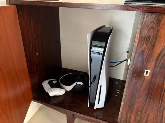 Image 1 of Palissander dressoir jaren 60